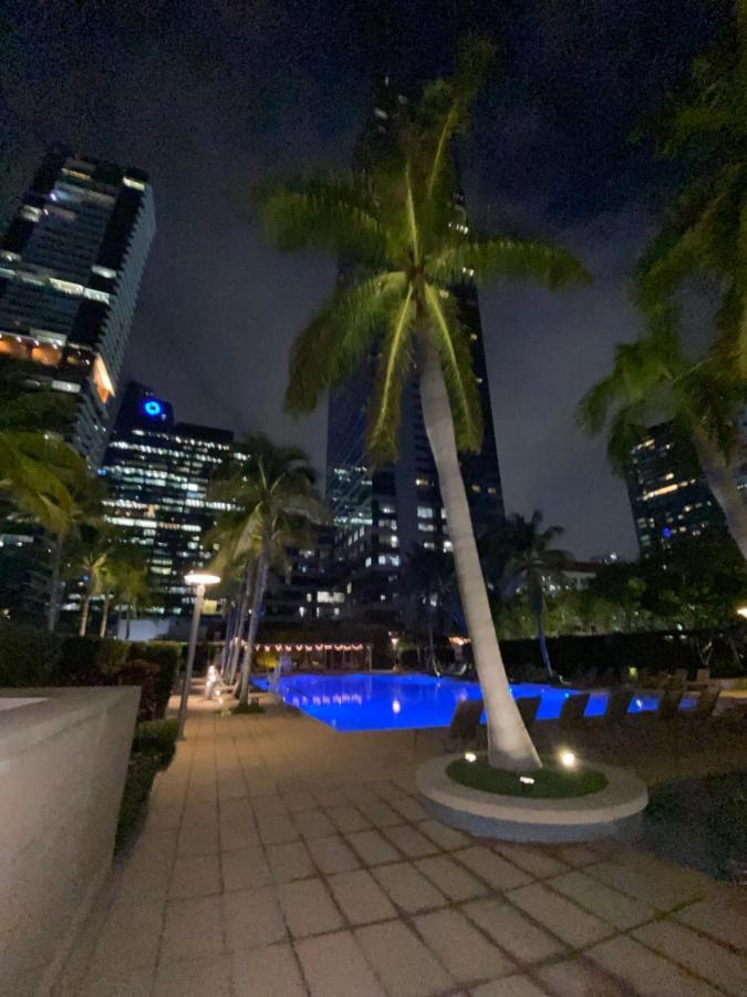 Four Seasons Hotel Miami - Luxury Private Residences المظهر الخارجي الصورة