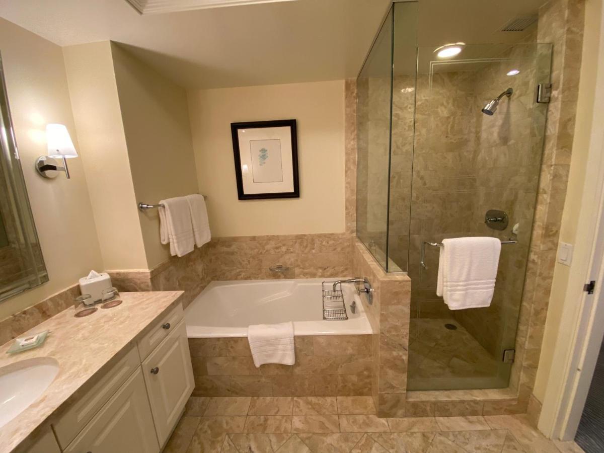 Four Seasons Hotel Miami - Luxury Private Residences المظهر الخارجي الصورة