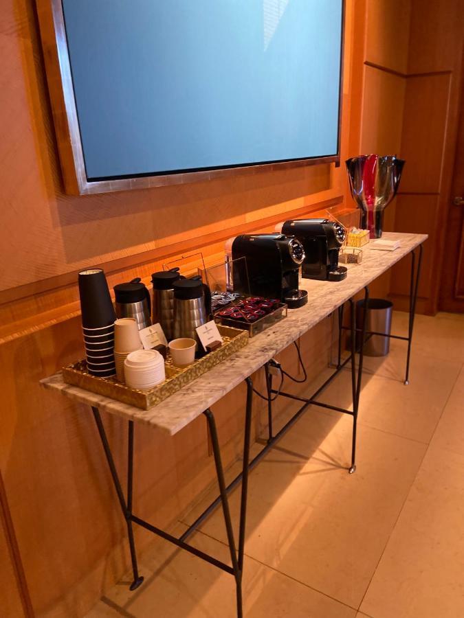 Four Seasons Hotel Miami - Luxury Private Residences المظهر الخارجي الصورة