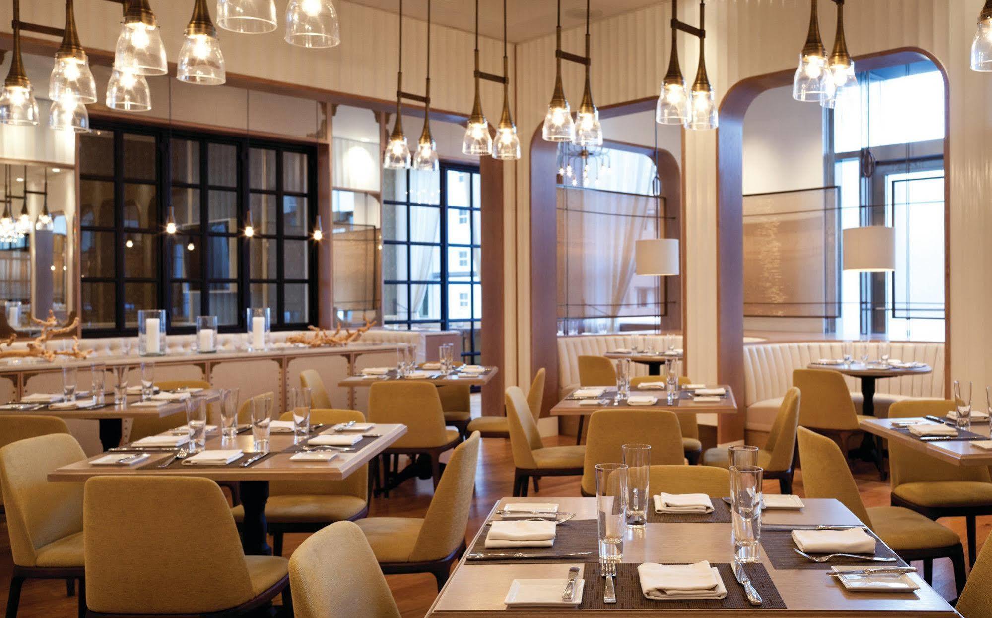 Four Seasons Hotel Miami - Luxury Private Residences المظهر الخارجي الصورة